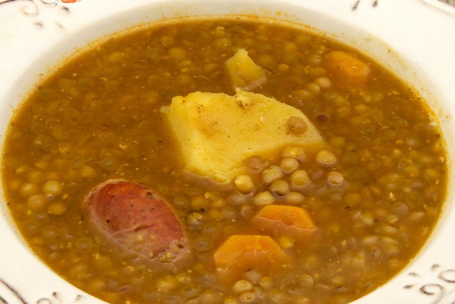 ¿Cuántas legumbres hay que comer a la semana? ¿Es verdad que las lentejas aportan mucho hierro? ¿Cuántas legumbres hay que comer a la semana? ¿Es verdad que las lentejas aportan mucho hierro?