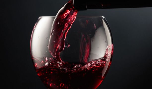 ¿Cuánto engorda el vino? ¿Tiene cualidades saludables?