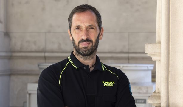 Sergio Tubío (Bomberos Madrid): "Prevenir el suicidio en personas mayores es posible. Decirles que nos importan, que no están solos"