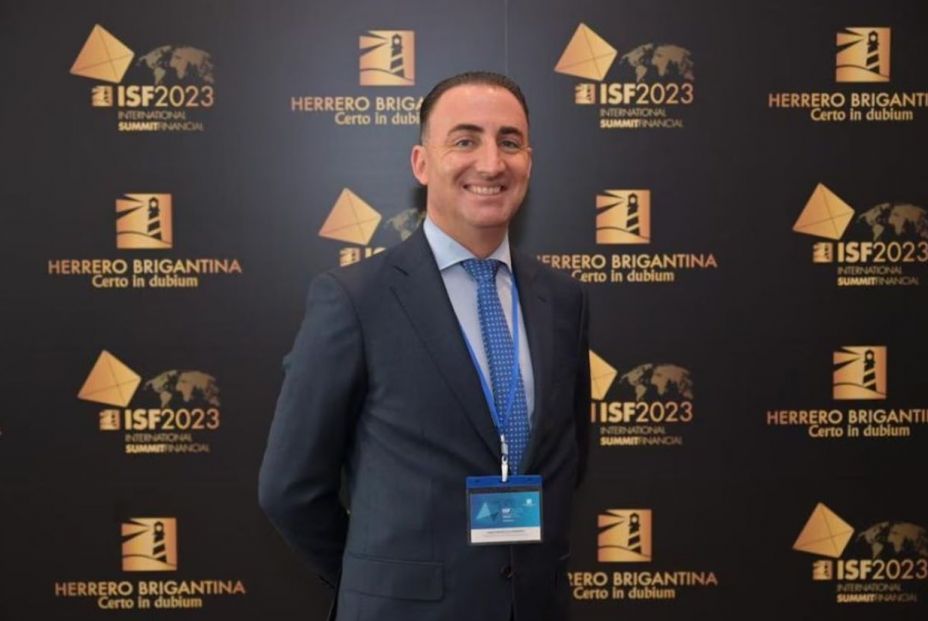 La OCU aconseja a los afectado por Herrero Brigantina denunciar y recopilar toda la documentación La OCU aconseja a los afectado por Herrero Brigantina denunciar y recopilar toda la documentación