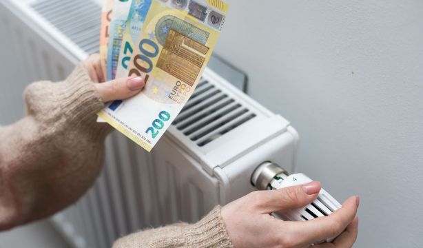 Nueve trucos para ahorrar dinero en luz y gas este invierno