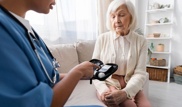 Objetivos del control glucémico en personas mayores con diabetes