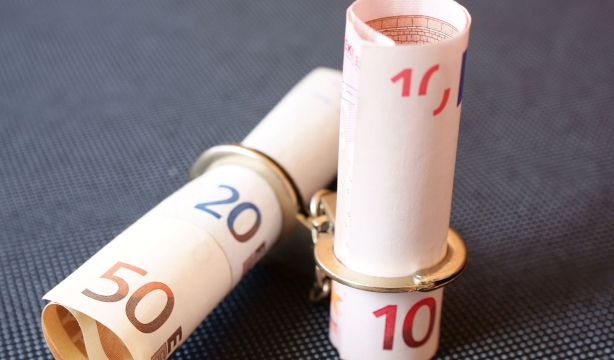 Condenado a cadena perpetua con mi pensión