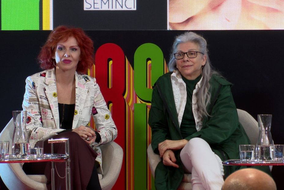 La actriz Kiti Mánver y la directora de 'Mamacruz', Patricia Ortega La actriz Kiti Mánver y la directora de 'Mamacruz', Patricia Ortega