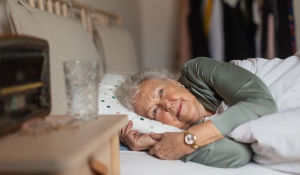 Cómo contrarrestar el efecto del cambio de hora en las personas mayores