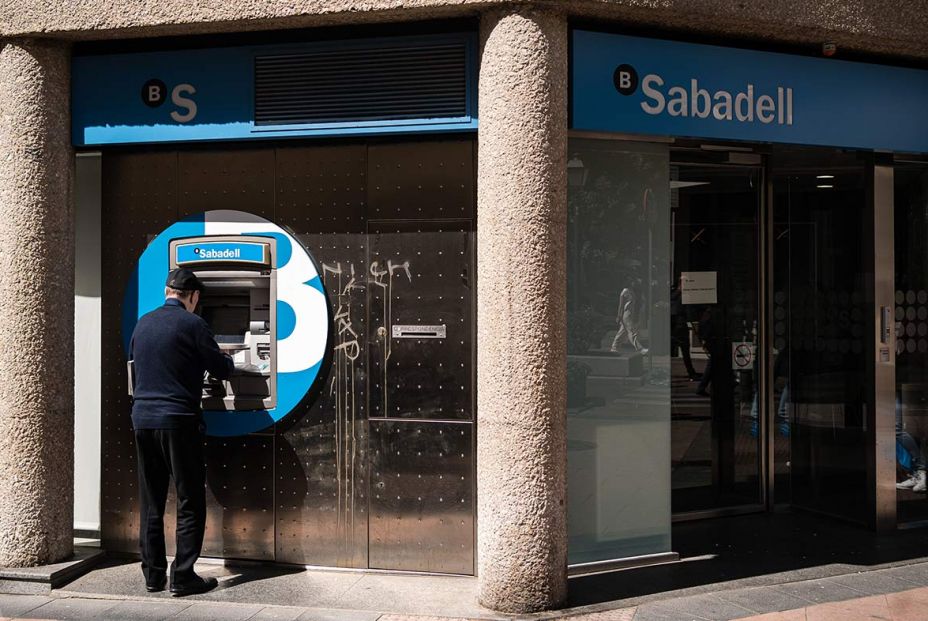 Asufin avisa: banco Sabadell ha sufrido un ciberataque que pone en riesgo la seguridad de las cuenta