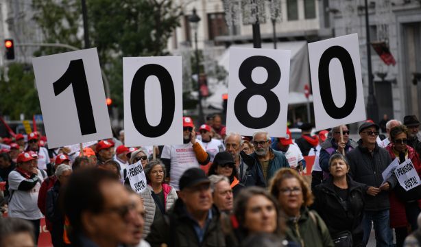 28-O: Pensionistas de toda España marchan en Madrid contra el "intento de privatizar las pensiones"