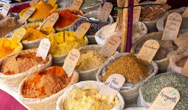 El aromático mundo de las especias: ¿por qué se asocia albahaca y felicidad?, ¿qué es la mejorana?