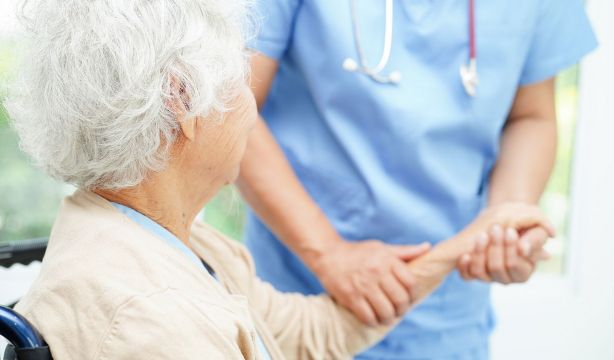 Las mujeres son más propensas a tener más discapacidad y peor calidad de vida después de un ictus