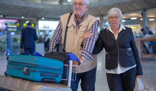 Un estudio revela cuál es el peor día de la semana para viajar en avión
