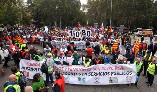 MPEH: "Establecer la pensión mínima de 1.080 euros, urgente y de justicia"