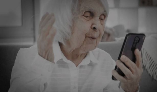 'Héroes Anónimos' pone en valor el teléfono contra la Soledad del Mayor, una iniciativa de UDP