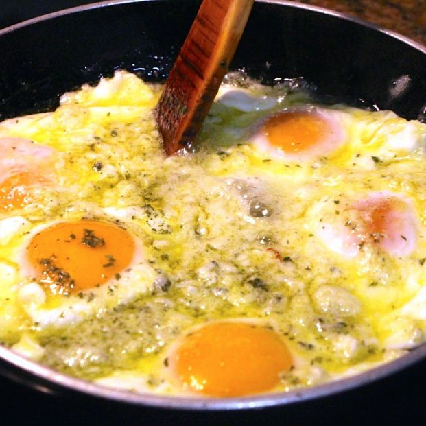 Huevos 'invencibles' a la sartén Huevos 'invencibles' a la sartén