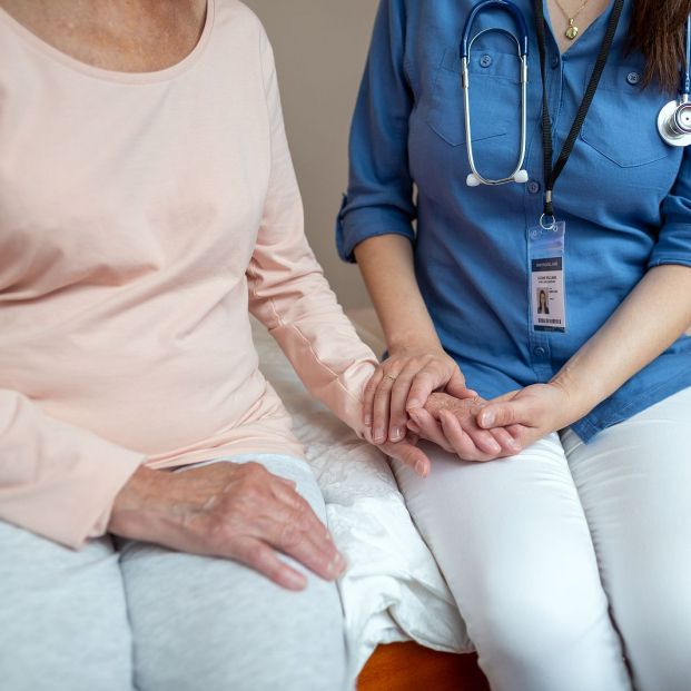 Los espejos y las sombras pueden generar ansiedad a las personas que padecen alzhéimer Los espejos y las sombras pueden generar ansiedad a las personas que padecen alzhéimer