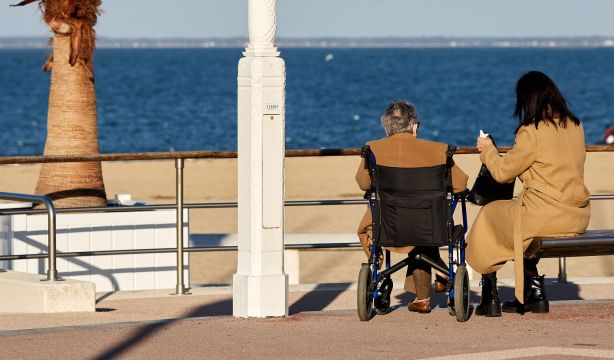 Los cuidadores de personas con alzhéimer tienen más probabilidades de sufrir depresión