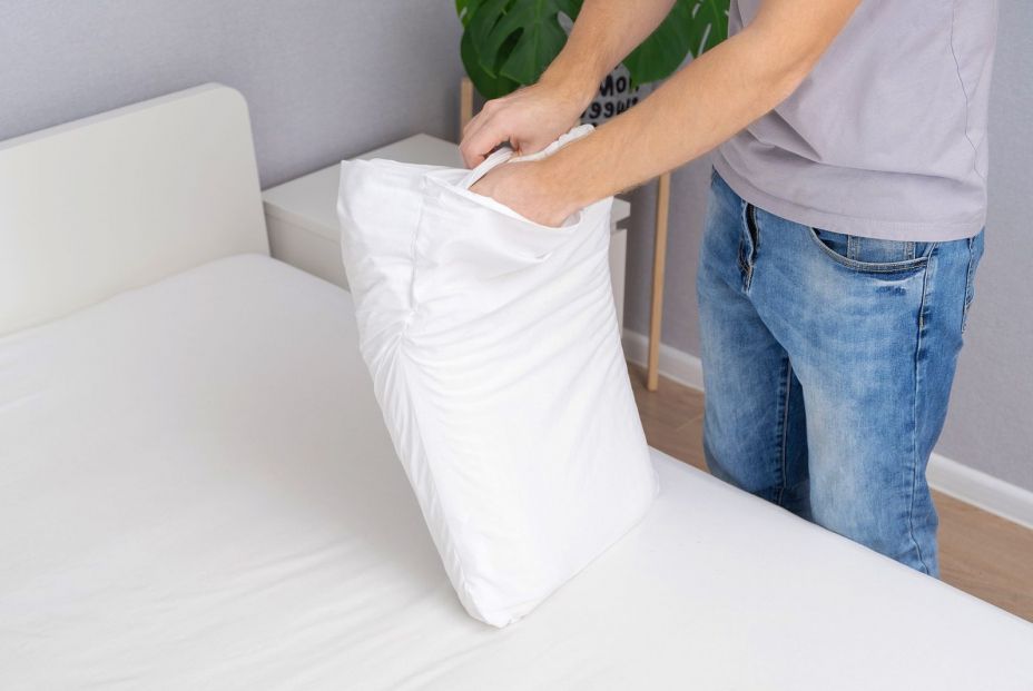 Conoce la manera más adecuada de lavar tus almohadas 
