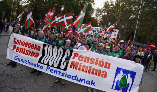 Duras críticas al traspaso de la gestión de las pensiones al País Vasco