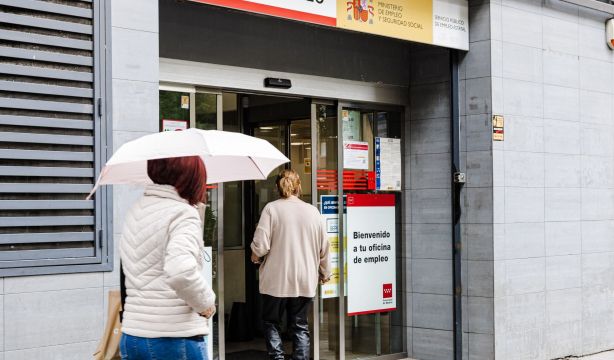 El Gobierno prepara cambios en los subsidios de paro