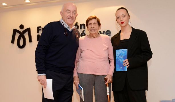 'Tu historia de verdad importa' reúne en libros las vivencias de personas mayores. Foto: Europa Press