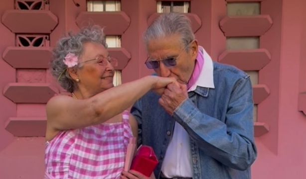 VÍDEO: Muestra cómo se verían Barbie y Ken de mayores, con sus abuelos como protagonistas. Foto: Instagram