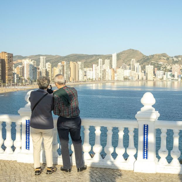 Posibles mejoras del Imserso: alternativa privada, más plazas o destinos y adecuar costes. Foto: Bigstock Posibles mejoras del Imserso: alternativa privada, más plazas o destinos y adecuar costes. Foto: Bigstock