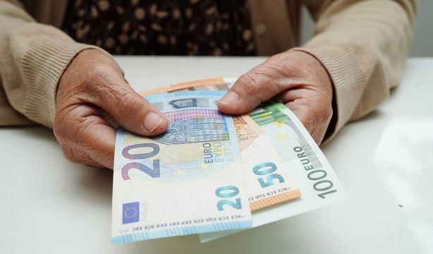 Subida de las pensiones en 2024: revalorizarlas con el IPC cuesta 7.647 millones, según los expertos