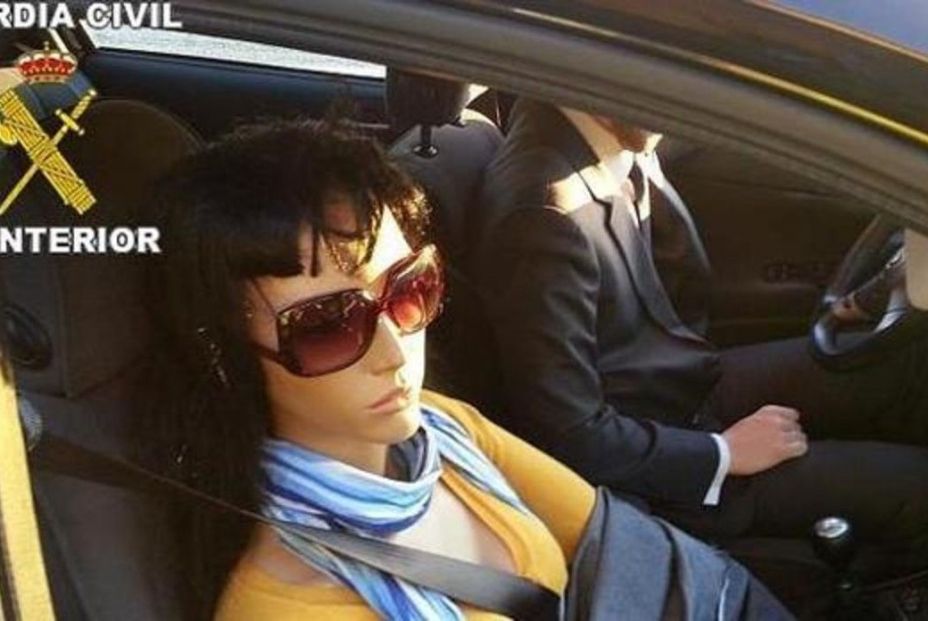 Maniquí en el Bus-VAO Maniquí en el Bus-VAO