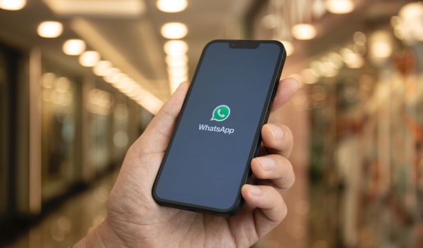 ¿A cuántas personas se puede felicitar a la vez la Navidad por WhatsApp?