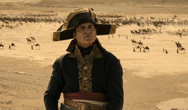 Historiadores y escritores españoles, contra la película 'Napoleón': "Lo presentan como un gañán"