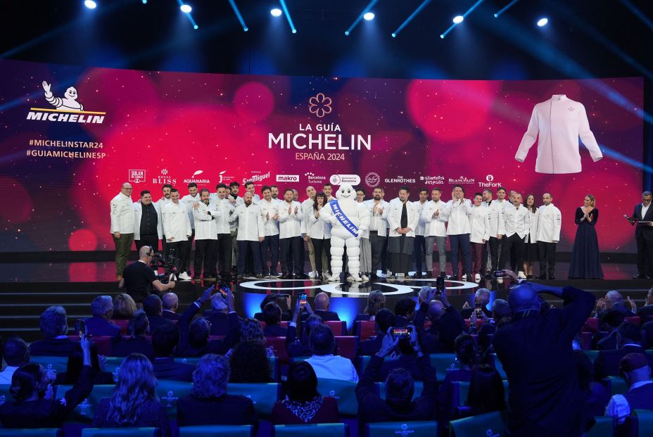 Dos nuevos restaurantes con tres estrellas Michelin brillan en la guía roja: ¡ya son 15! Dos nuevos restaurantes con tres estrellas Michelin brillan en la guía roja: ¡ya son 15!