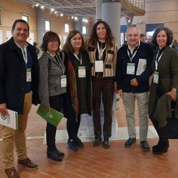Un proyecto piloto hará frente a la soledad no deseada de mayores con alzhéimer y sus cuidadores. Foto: Europa Press Un proyecto piloto hará frente a la soledad no deseada de mayores con alzhéimer y sus cuidadores. Foto: Europa Press