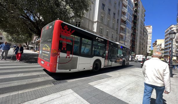 Diferencias de precio en el bonobús: de los 1,14 euros en Barcelona a ser gratis en Mérida y Palma