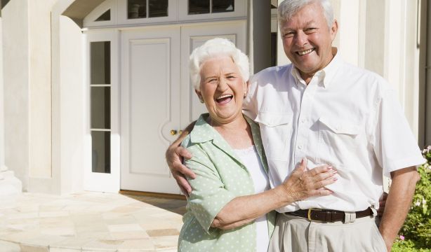 Optimizando la Jubilación: Estrategias Inmobiliarias para Complementar la Pensión con Seguridad