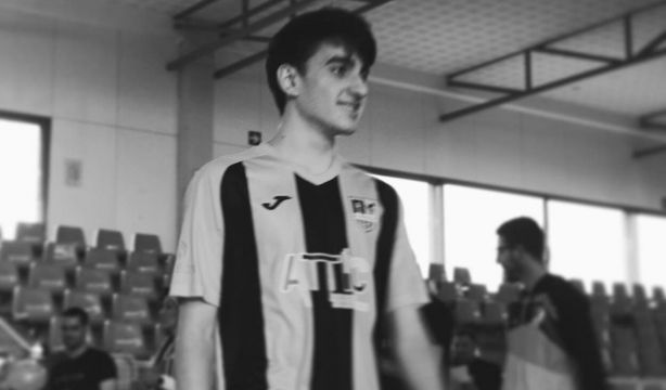 Muere un jugador de fútbol sala de 19 años durante un partido en Sabadell