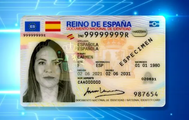 ¿Tiene validez enseñar una foto de tu DNI en el móvil? (Foto: Policía Nacional)