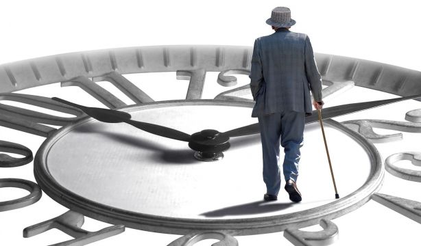 Pensiones 2024: subida del 3,8%, jubilarse más tarde y mayor cotización para asalariados y autónomos