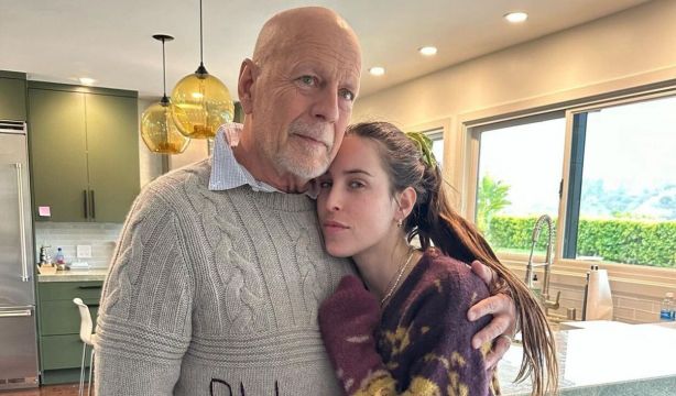Bruce Willis reaparece por su 68 cumpleaños tras conocerse que padece demencia frontotemporal