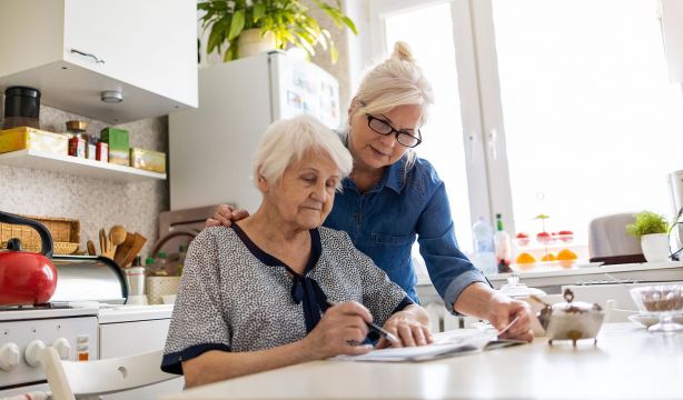 Poniendo el foco en la salud mental de los cuidadores