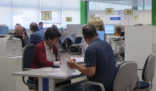 El gasto en pensiones de las clases pasivas se dispara el 7,6% y supone ya 1.309 millones al mes