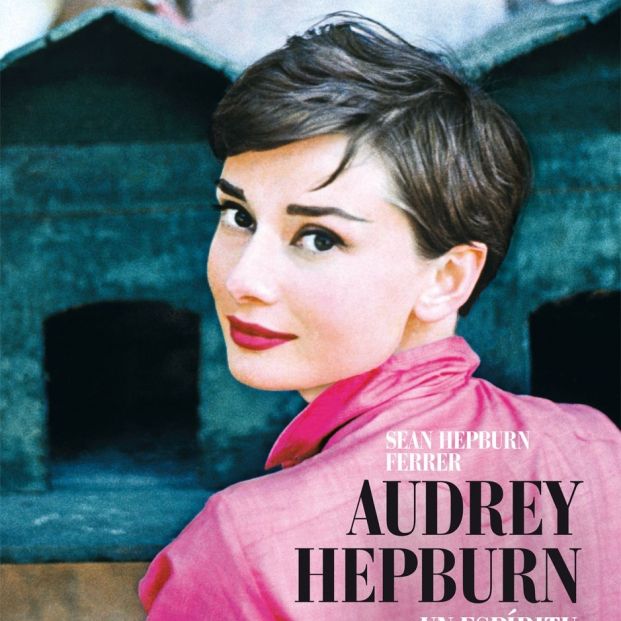 Un Espíritu Elegante, Audrey Hepburn retratada por su hijo Un Espíritu Elegante, Audrey Hepburn retratada por su hijo