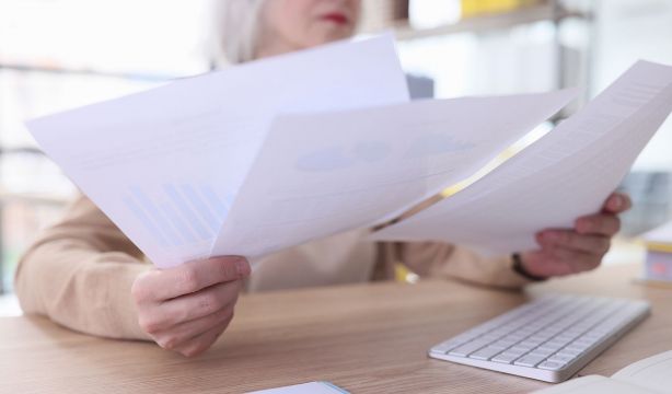 ¿No aparecen todas tus cotizaciones en la vida laboral? Esto es lo que tienes que hacer