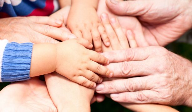 1.116 años: una familia de 13 hermanos se convierte en la más longeva del mundo. Foto: Bigstock