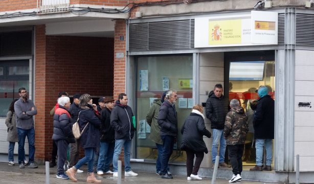 El empleo sénior cierra un año nefasto: los mayores de 45 pierden más de un 6% de contratos en 2023