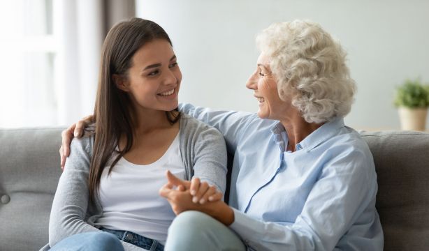  Una de cada tres mujeres jóvenes sufre soledad no deseada Foto: Bigstock