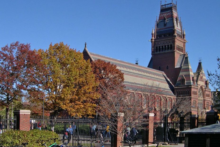 Universidad de Harvard Universidad de Harvard