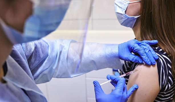 ¿Por qué en España no se recomienda la vacuna de la gripe para toda la población?