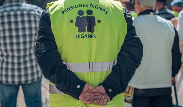 La pensión de jubilación no contributiva acaba 2023 con solo 497,7 euros: la cobran 276.000 personas