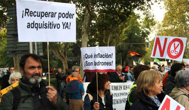 La inflación golpea el bolsillo del jubilado un año más: los alimentos suben el doble que la pensión