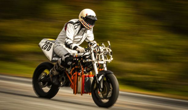 Presentan una moto eléctrica propulsada por hidrógeno