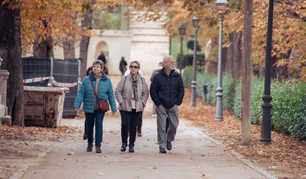 La campaña '12 meses, 12 causas' de Mediaset pondrá el foco en los mayores en 2024